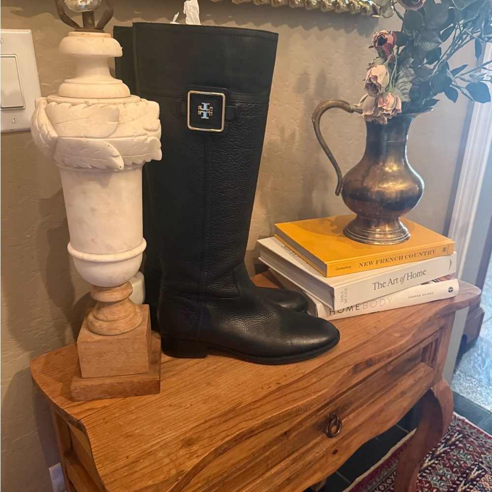 Tory Burch Black Leather Riding Boots 9
